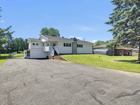 6898 Mitch Owens Rd, Ottawa, ON K4P 1C5