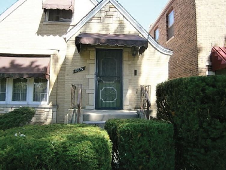 2nd image of 8615 S Wabash Ave