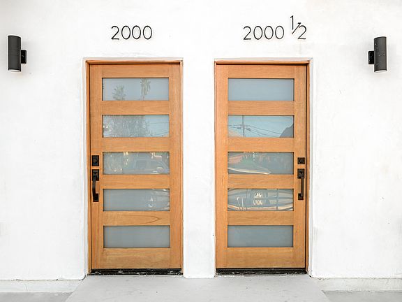 3rd image of 2000 Hillcrest Dr #2000