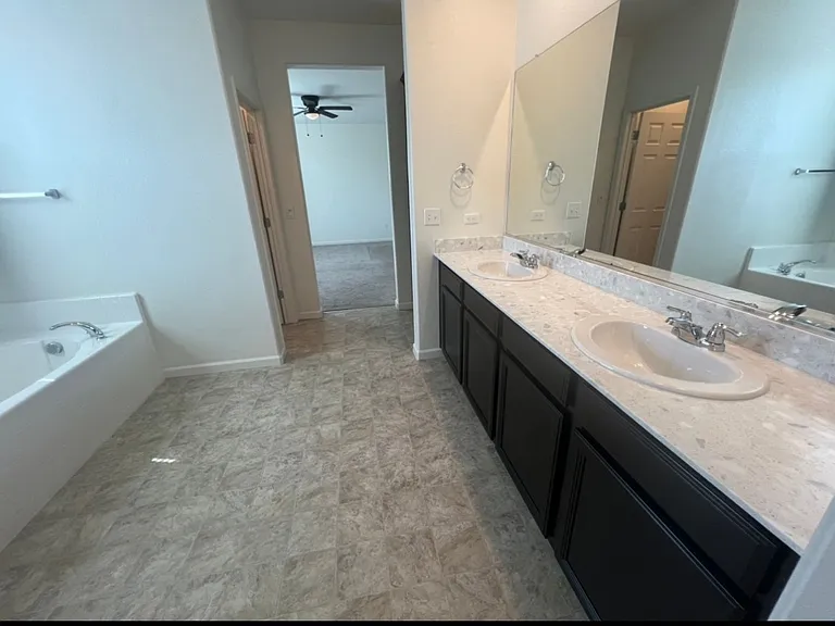2038 S Palm St — Photo 21