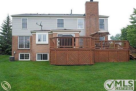 3rd image of 1745 Mountain Ash Dr