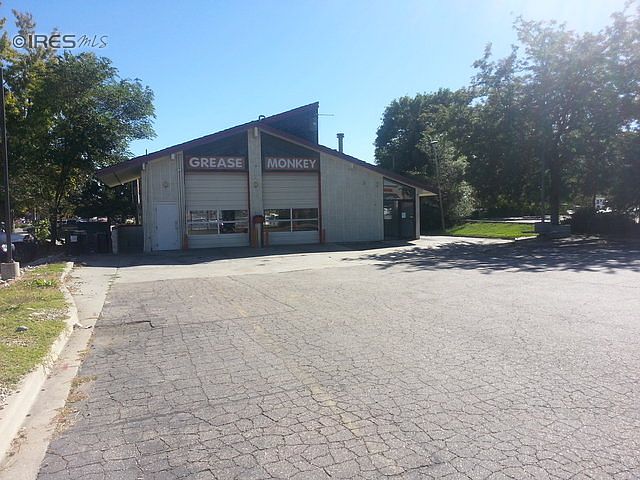 2nd image of 2997 N Garfield Ave