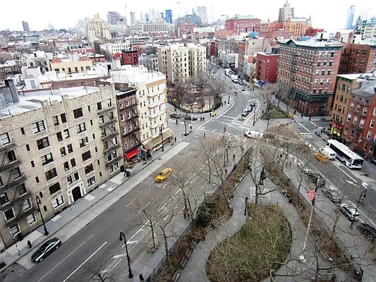 Rented by City Connections Realty | media 33