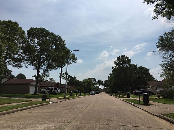 4th image of 15203 Loma Paseo Dr
