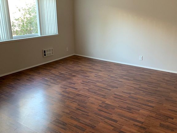 2nd image of 1500 Broadway APT 204