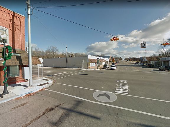 5th image of 715 N Mill St