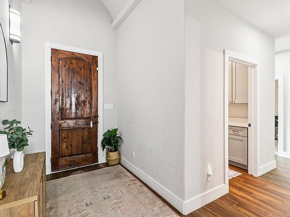 4th image of 15302 CAPRI LN