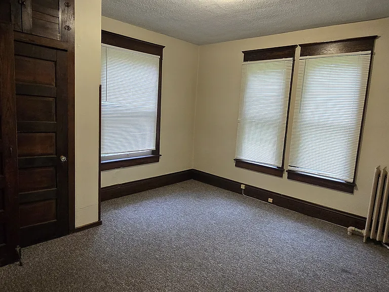 217 Wales Rd NE #A — Photo 4