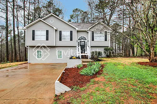 1815 Independence Dr Photo 1