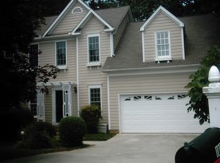 102 Longstock Ct, Cary, NC 27513