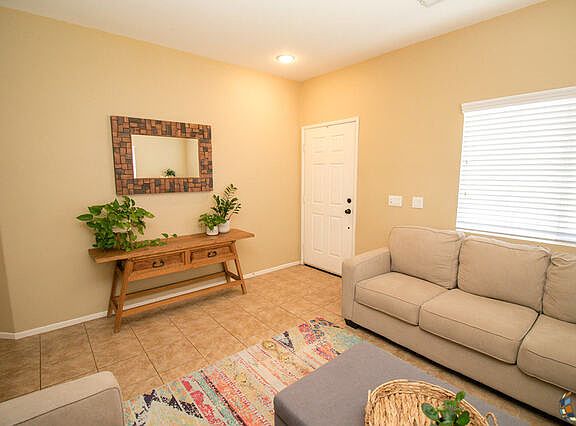 4th image of 2423 Ohare Ct
