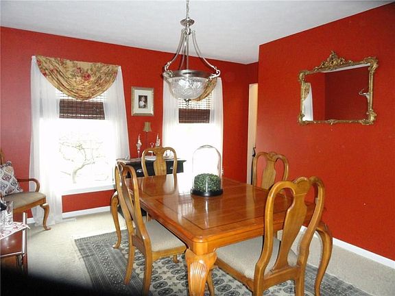 4th image of 112 Branchbrook Dr