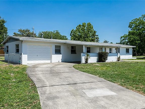 2nd image of 1007 Hawkes Ave