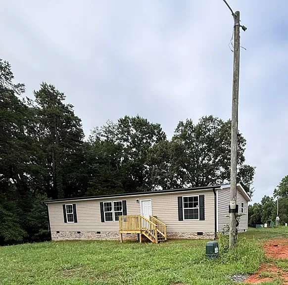 11760 Highway 52 — Photo 1
