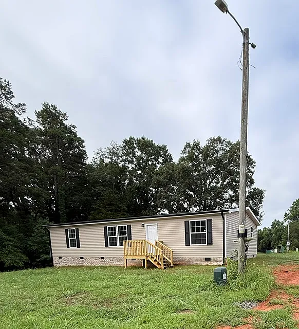 11760 Highway 52