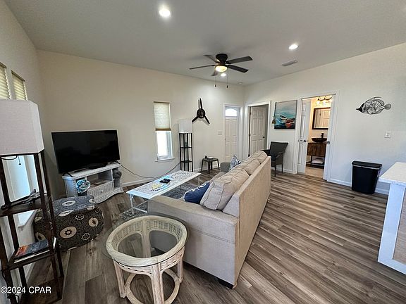 5th image of 284 Plantation Dr