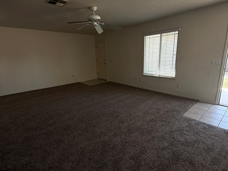 4908 Perez St — Photo 24