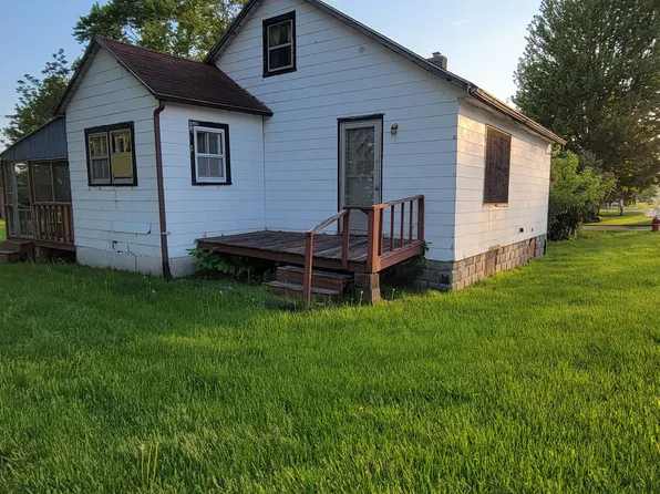 3199 Keewahdin Rd, Fort Gratiot, MI 48059