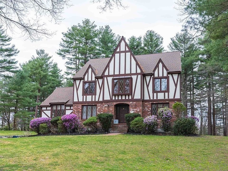 16 Field Rd, Medway, MA 02053 Zillow