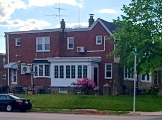 838 Glenview St, Philadelphia, PA 19111