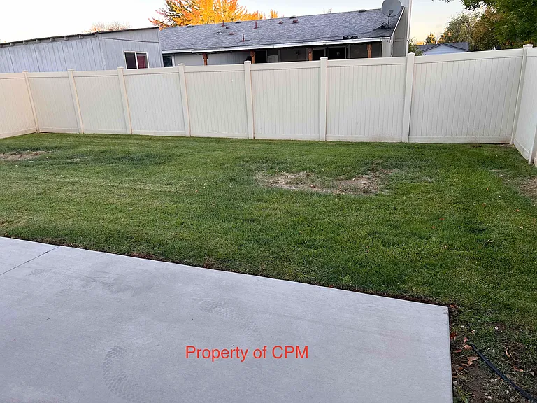 10526 W Landmark Ct — Photo 4