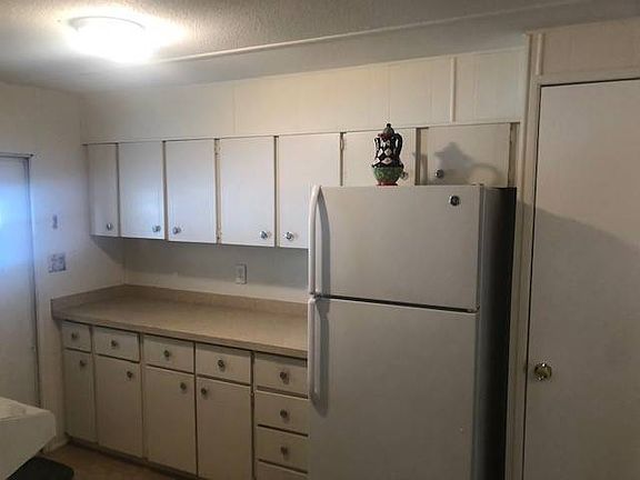 4th image of 29141 Us Highway 19 N 2-unit 2