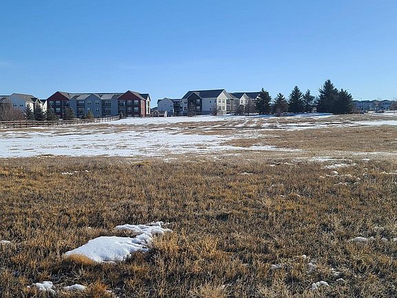 3rd image of 8728 Longs Peak Cir