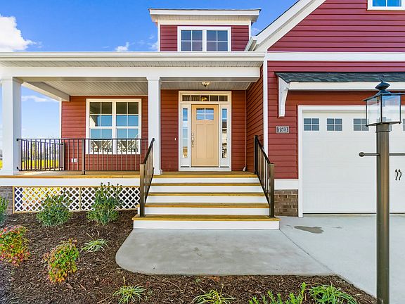 The Riverton Exterior Closeup