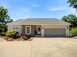 28 Whiterock Ln, Kimberling City, MO 65686