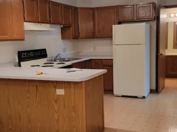 Windmill Manor, 710 Monroe St #6, Little Chute, WI 54140