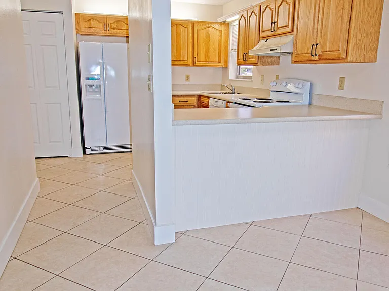 8883 SE Hobe Ridge Ave — Photo 11