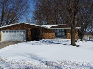36912 Clear Lake Dr, Waseca, MN 56093