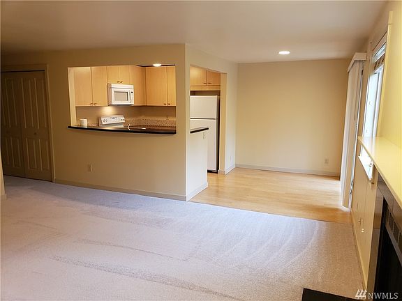 3rd image of 8248 126th Ave NE APT C203