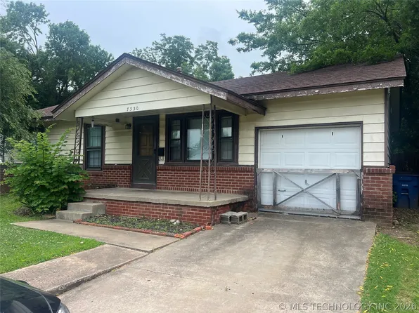 7330 E Newton St, Tulsa, OK 74115