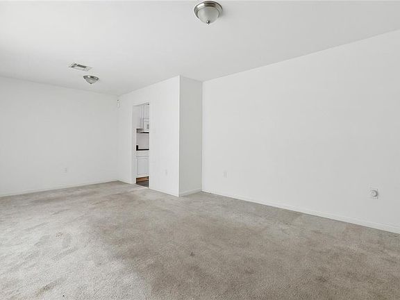 2nd image of 7608 Dogwood Dr