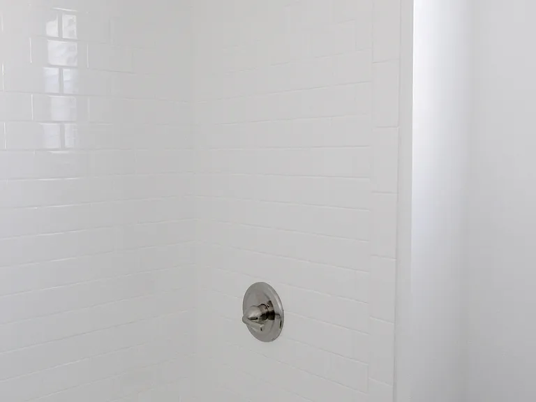 Greendale Apartments — Photo 7