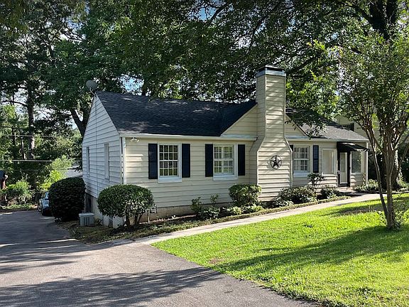 2nd image of 37 Edgehill Rd