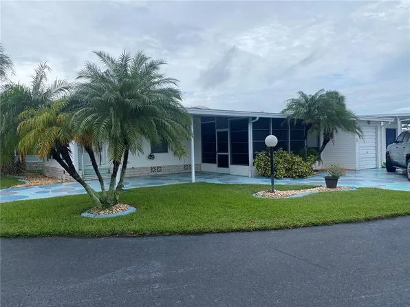 318 Pine Loop, Frostproof, FL 33843