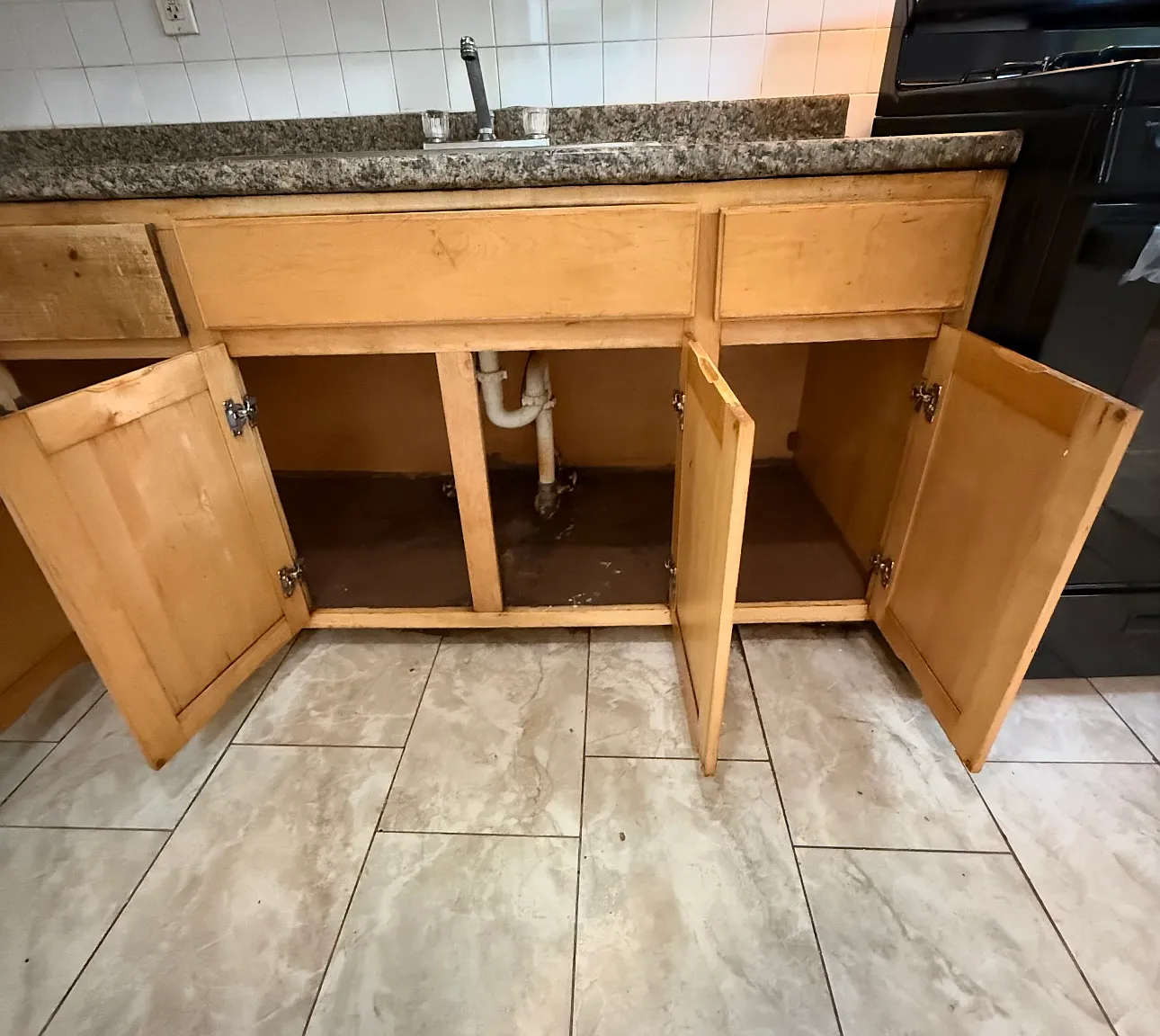 3 bed, 1040 sqft, $1,600 — Photo 3