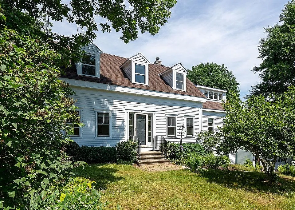 135 Pepperrell Rd