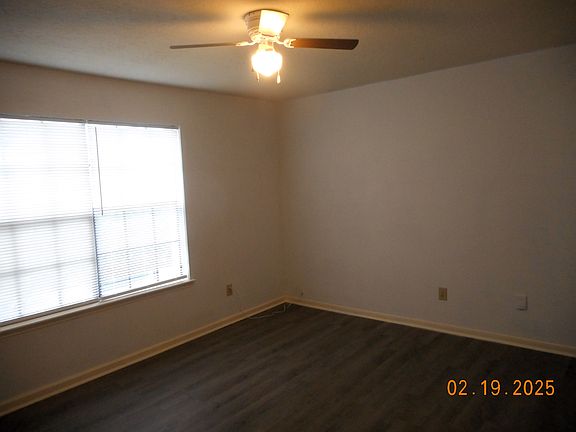 4th image of 12821 Hill Branch Dr
