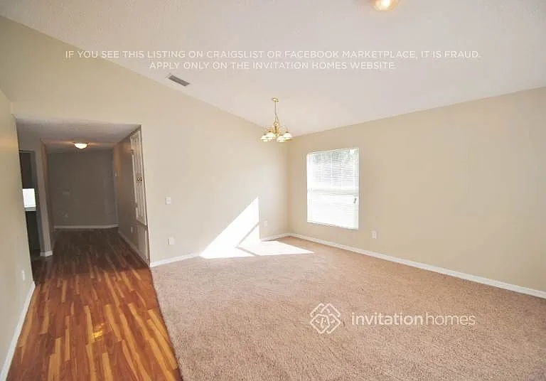 417 Saragassa Ave SW — Photo 3