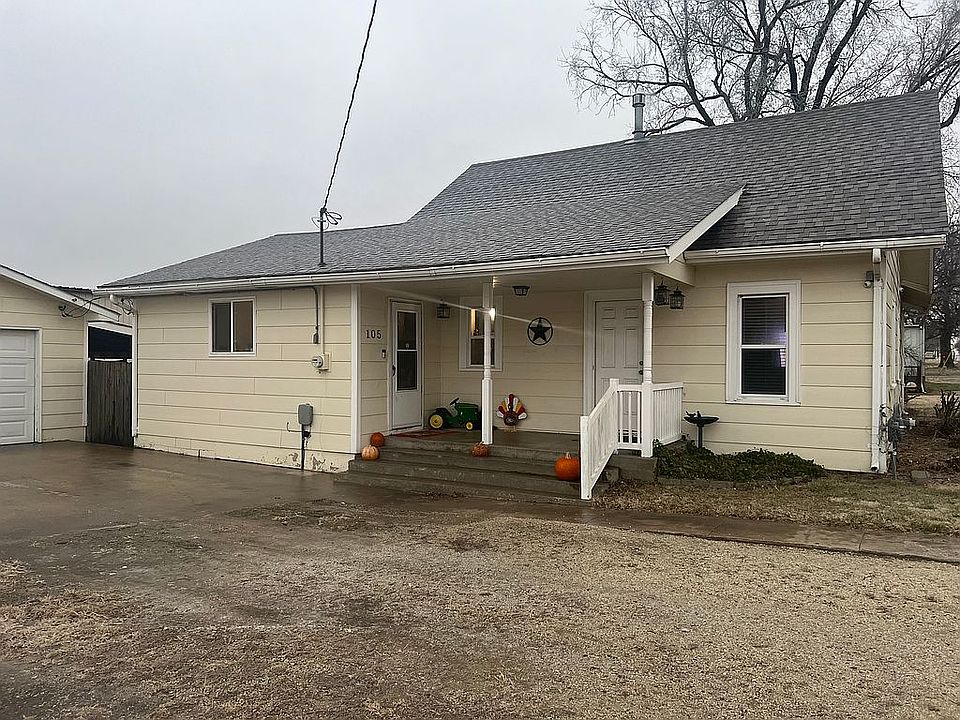 1st image of 105 W Main St