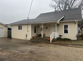 105 W Main St, Lincolnville, KS 66858