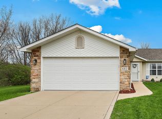 682 W 76th Ave, Merrillville, IN 46410