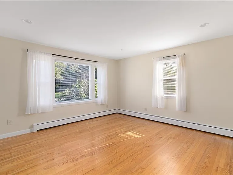 9 Chestnut Hill Rd #B — Photo 13