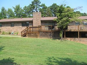 2nd image of 2903 Camelot Dr