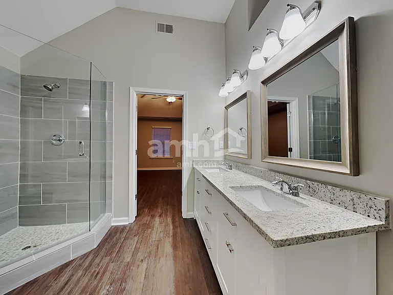 7748 Parkmont Dr — Photo 13