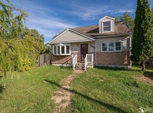 3298 W Albain Rd, Monroe, MI 48161