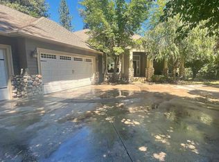 11 E Meadow Lane Rd, Spokane, WA 99224